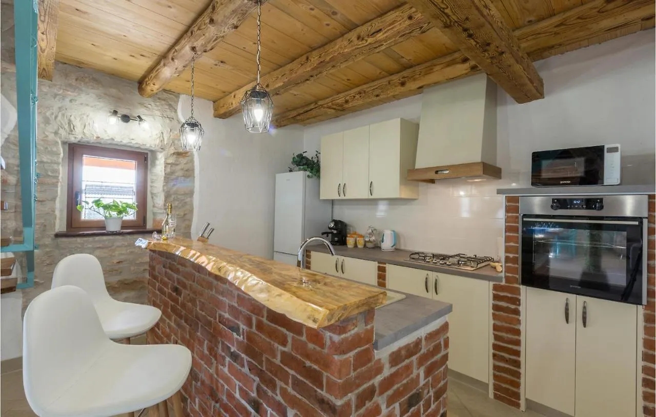 Stunning Home In Buje With Wifi Holiday home
